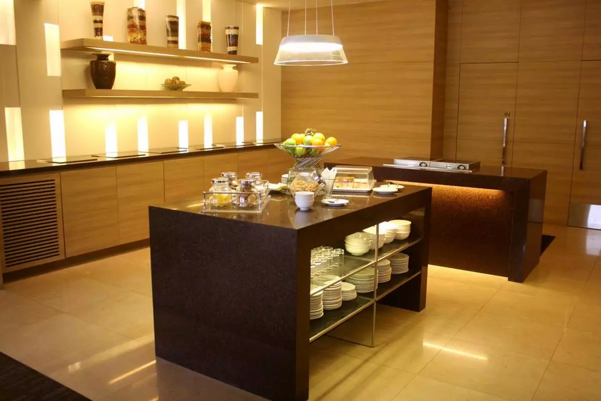 Concorde Hotel Singapore rooms (Copy).jpg